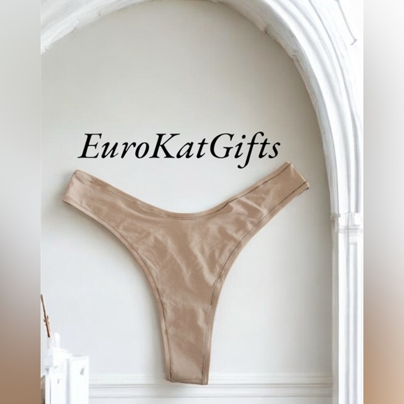 Skims Thong 2X NEW with tags - Picture 1 of 7